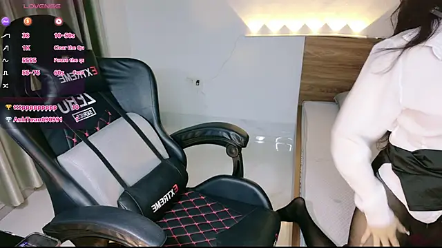 LustyRose_'s cam snapshot