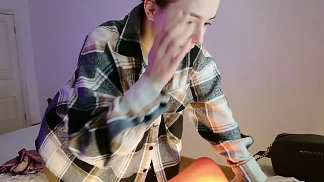 Di_na_Bell live sex cam