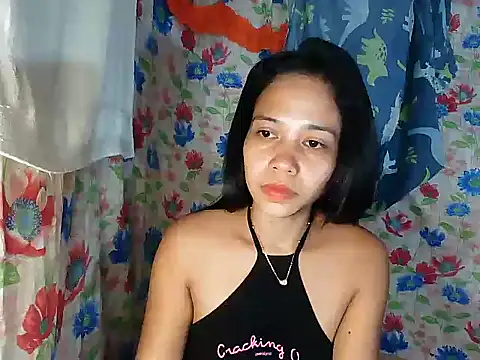 PinaySkinnyGirl live sex cam