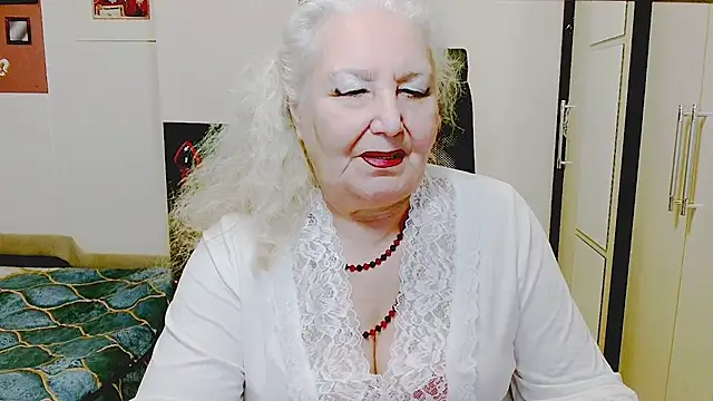 GrannyAlisa's cam snapshot