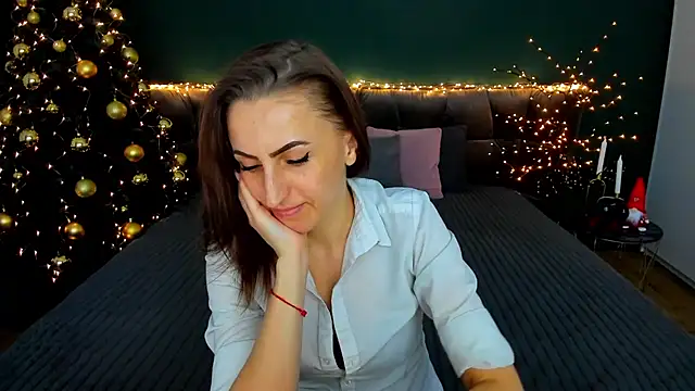 Rebecca_Diamond's cam snapshot