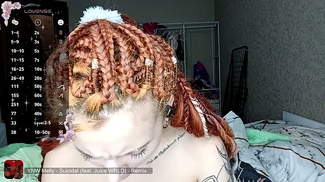 NoMoreCIothes's cam snapshot