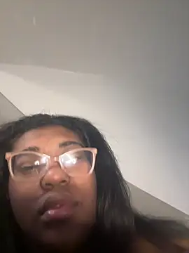 bunbun420247's cam snapshot