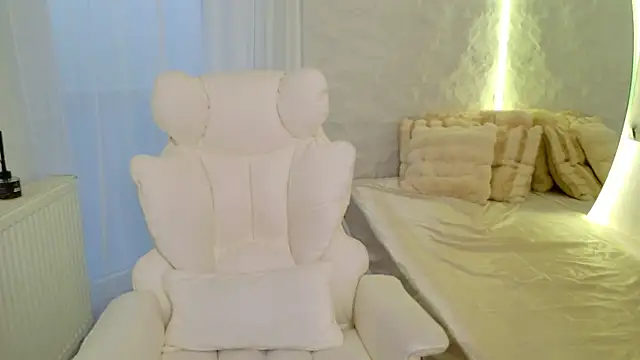 moniqque's cam snapshot