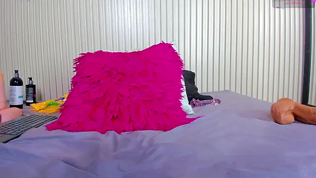 Aida-nicolle's cam snapshot