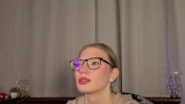 JeaneneWoltz's cam snapshot