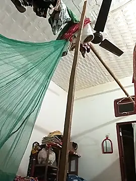 Reema_143's cam snapshot