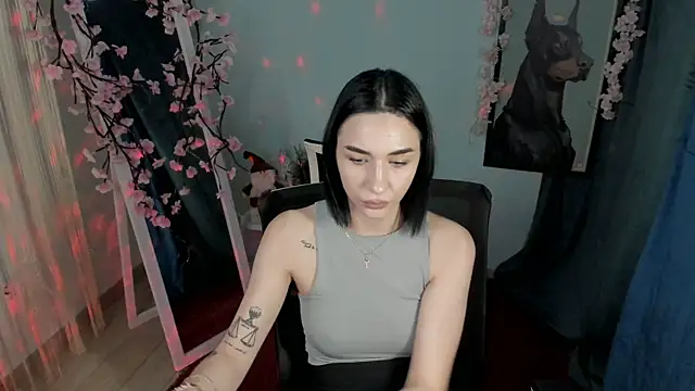 Bella_Night4's cam snapshot