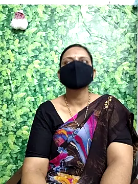 Queen-Neha's cam snapshot