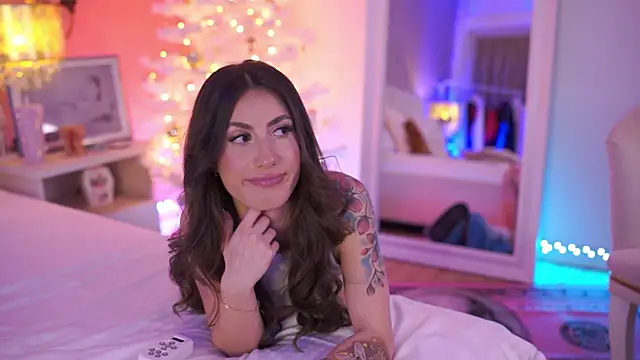 OhhAisha live sex cam