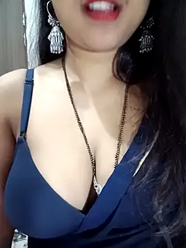 Aradhna_08's cam snapshot