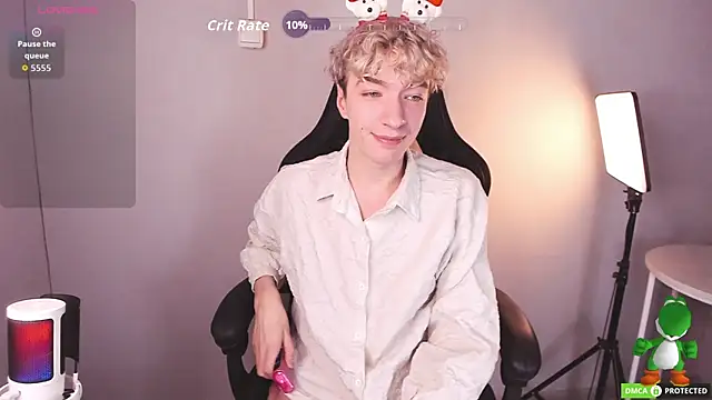 TrevorBenson live sex cam