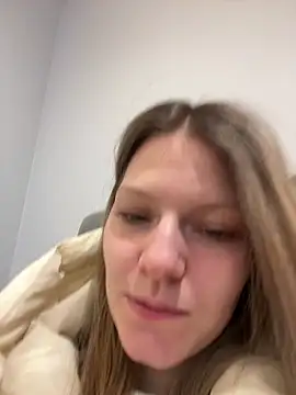 MaryHiggins live sex cam