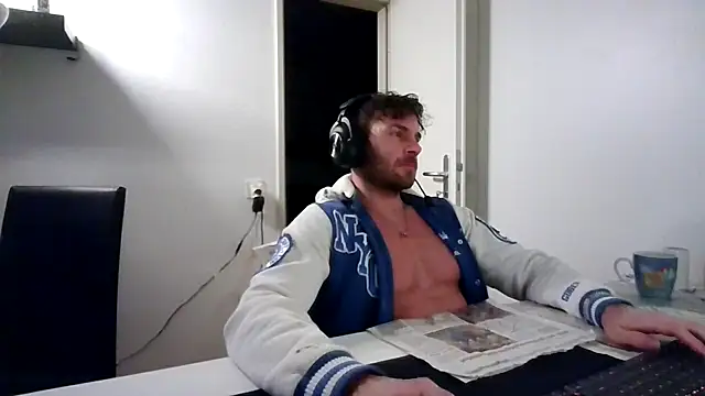 alpha-hunk live sex cam