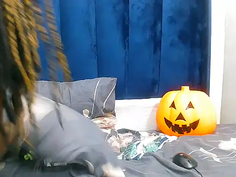 DarkBeauty33's cam snapshot