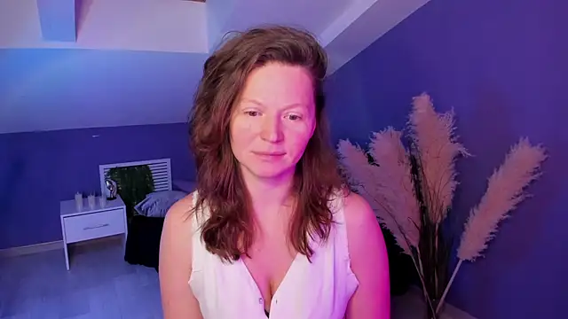 AuroraBorealis__'s cam snapshot