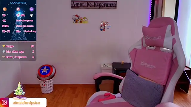 aimee_fordd's cam snapshot