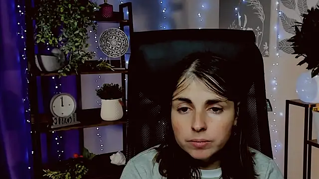 MartaEdams's cam snapshot