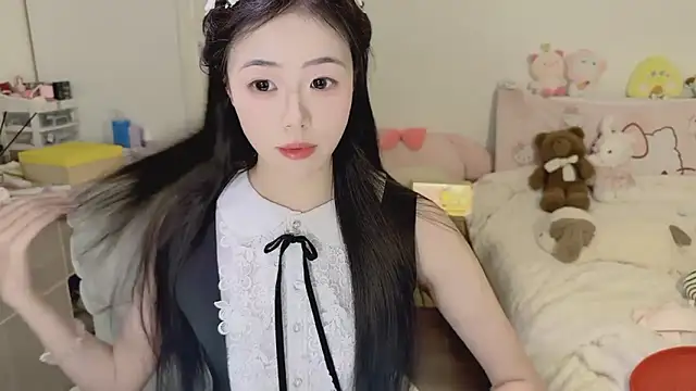 Onecutelittle live sex cam