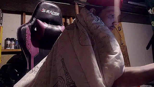 mastertrap live sex cam