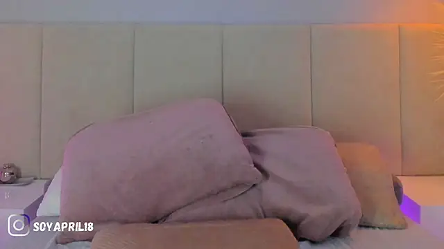 aprilebony_'s cam snapshot