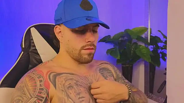 Ades_Lowe live sex cam