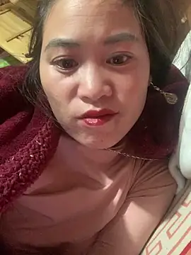 tuyetnhi-00's cam snapshot