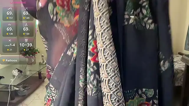 lovely_monisha's cam snapshot