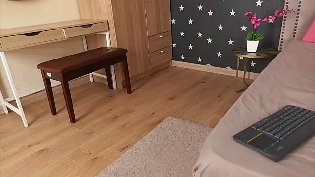 RaquellStar's cam snapshot