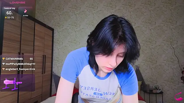 JulisSweet live sex cam