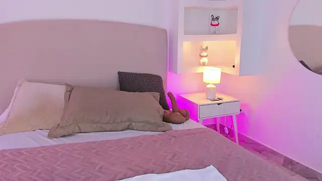 nathalynbarnes's cam snapshot