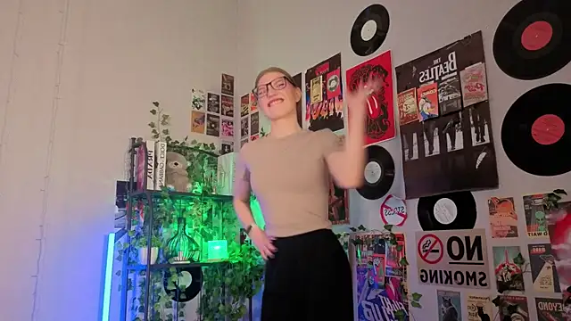 JeaneneWoltz's cam snapshot