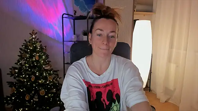 RebeccaMartinez live sex cam