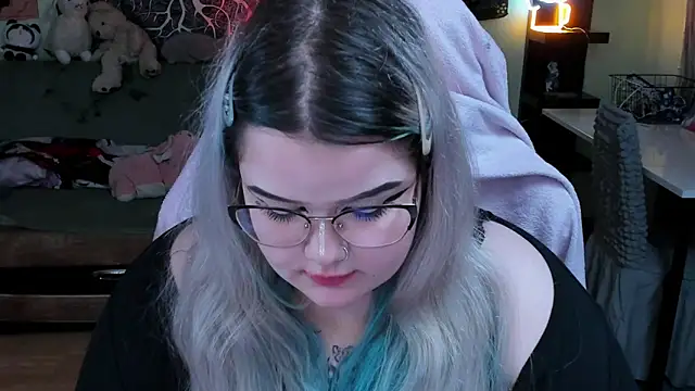 _CandyM1lky_'s cam snapshot