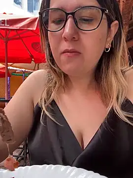 amooraaamoon live sex cam