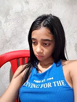 Zoe_Sweett18 live sex cam