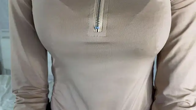 YvonneShames's cam snapshot