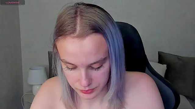 Carolin_Miller's cam snapshot