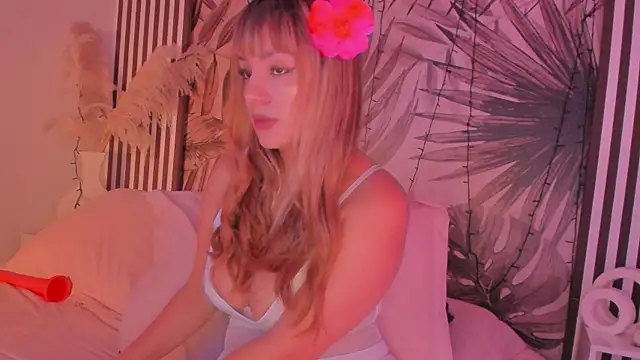 Samaantha-White's cam snapshot