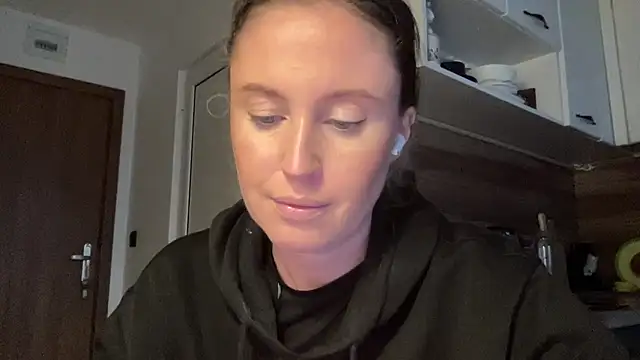 Ameli8's cam snapshot