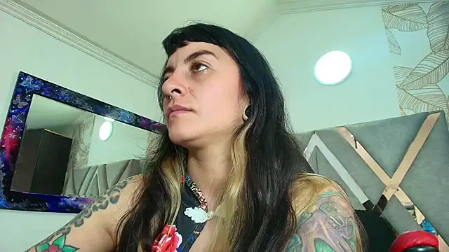 Naughty_Kittenm's cam snapshot