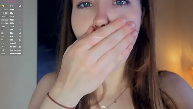 MaliaBourraine's cam snapshot