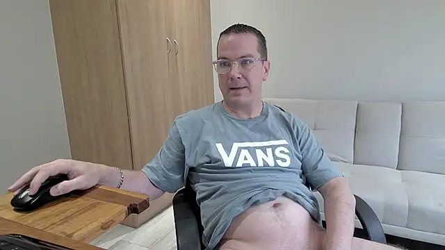 BrettJ81's cam snapshot