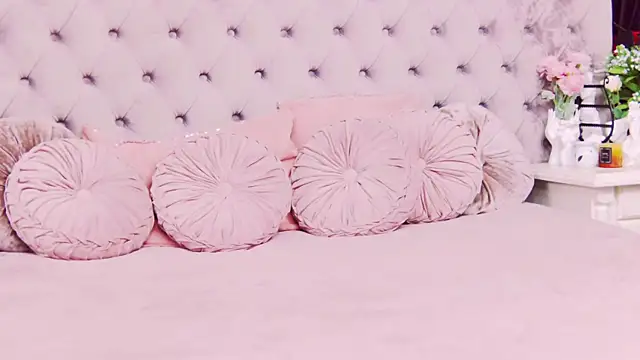 PenelopeLynnx's cam snapshot