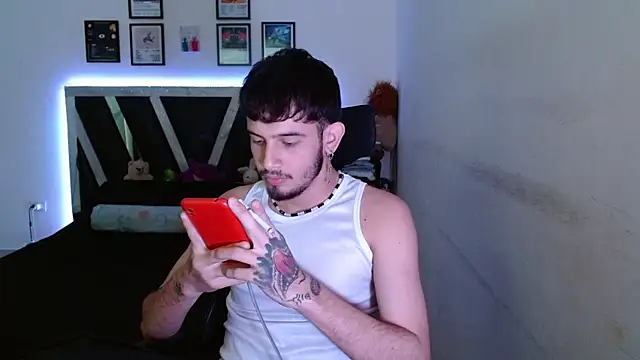 Sebasxxl12 live sex cam