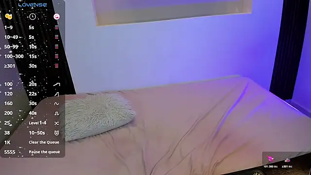 SoffiaDams2's cam snapshot