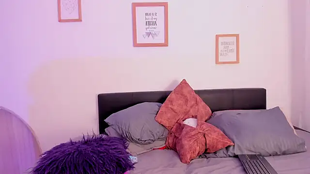 Tamara_Spencer_'s cam snapshot