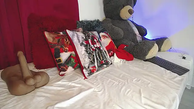 downsonMia's cam snapshot