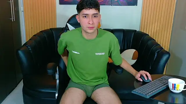 Kygo_Williams live sex cam