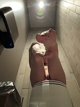 KristiRich live sex cam